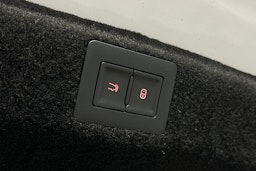 valkoinen BYD Seal 2023 kuva 15.