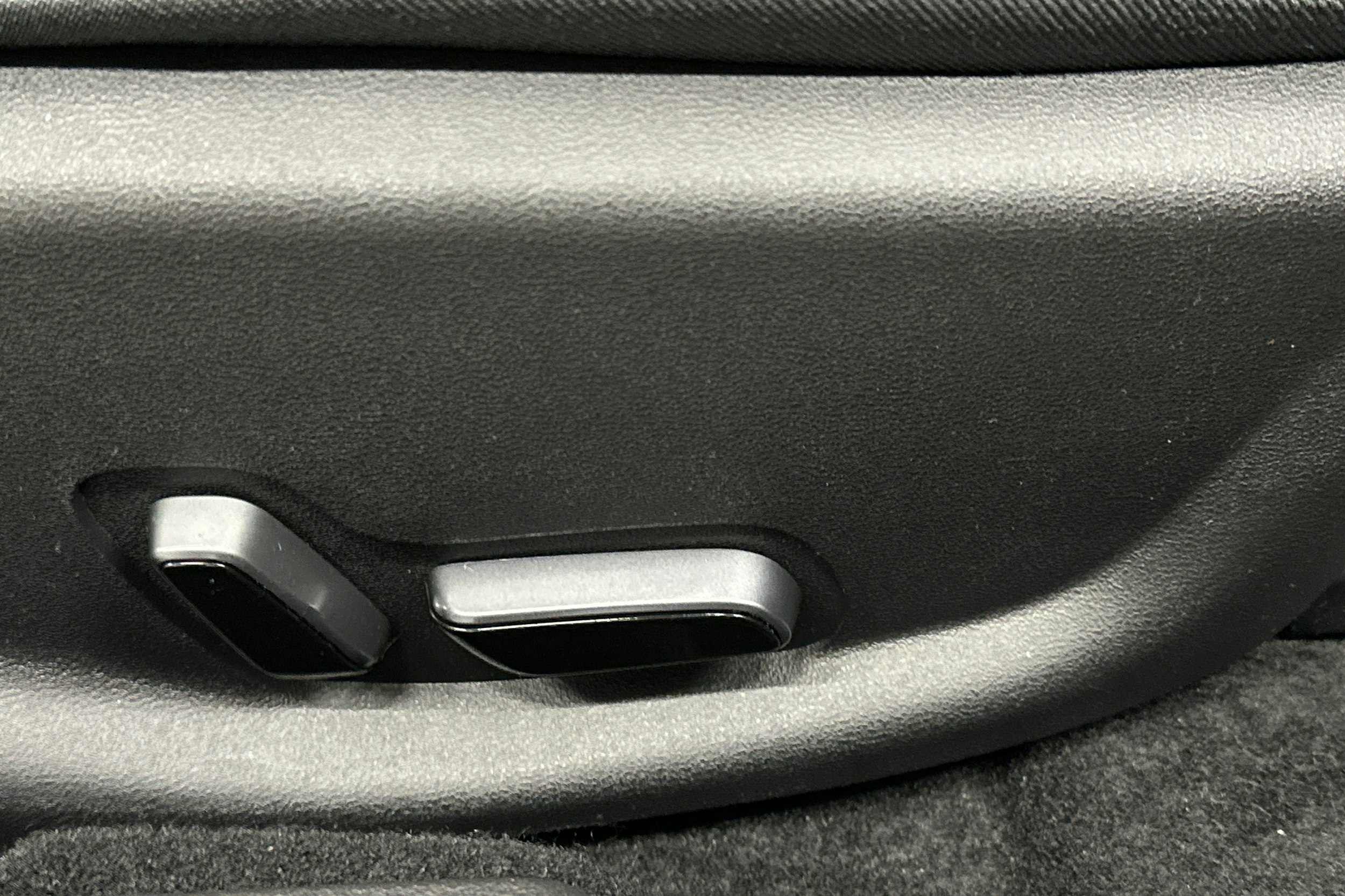 valkoinen BYD Seal 2023 kuva 18.