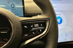 valkoinen BYD Seal 2023 kuva 21.