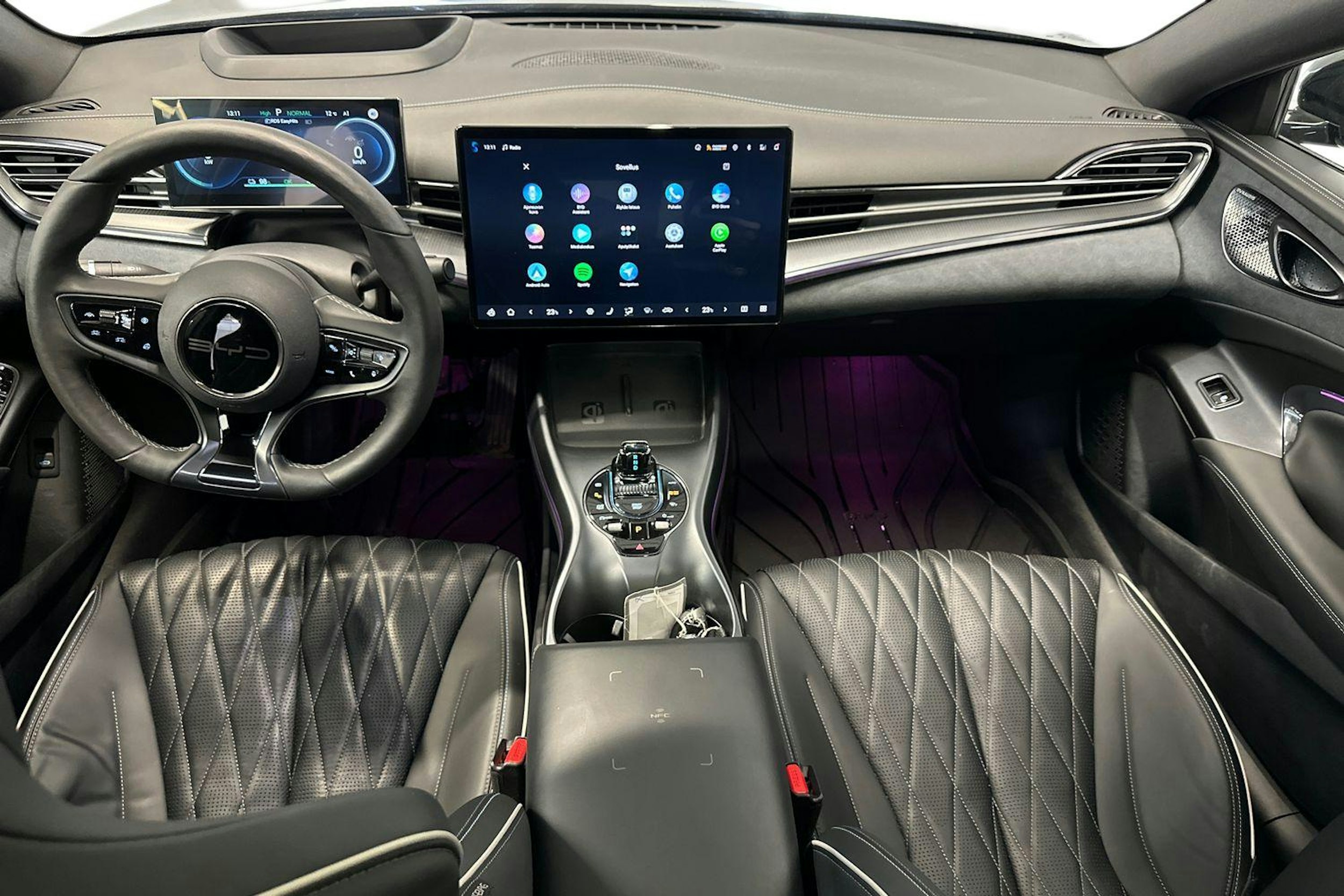 musta BYD Seal 2024 kuva 7.