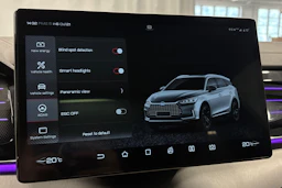 harmaa BYD Tang 2022 kuva 26.