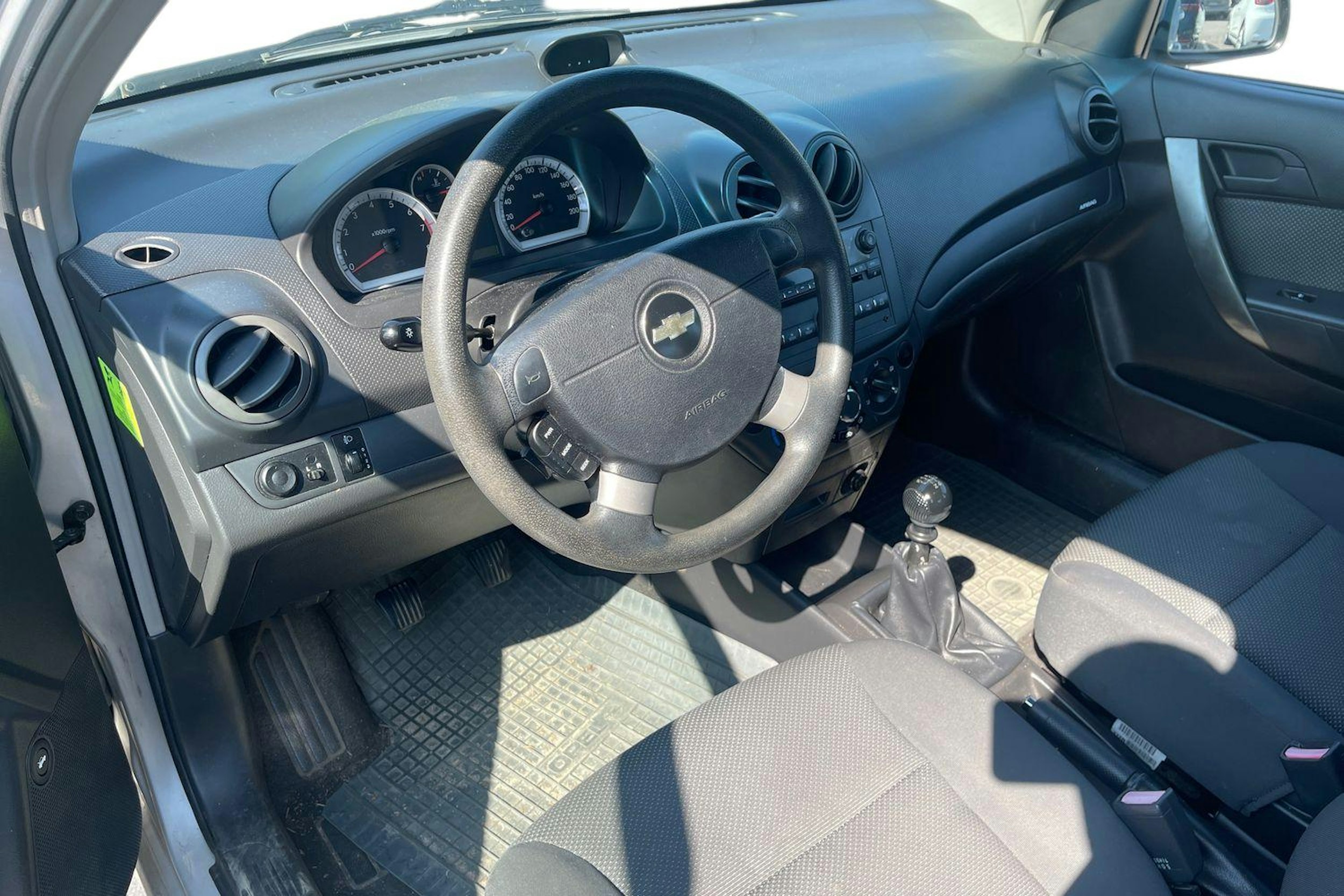 Hopea Chevrolet Aveo 2007 kuva 6.