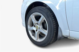 valkoinen Chevrolet Aveo 2011 kuva 9.