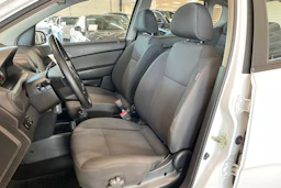 valkoinen Chevrolet Aveo 2011 kuva 11.