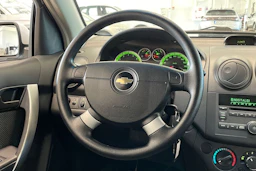 valkoinen Chevrolet Aveo 2011 kuva 12.