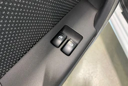 valkoinen Chevrolet Aveo 2011 kuva 19.