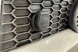 valkoinen Chevrolet Aveo 2011 kuva 22.