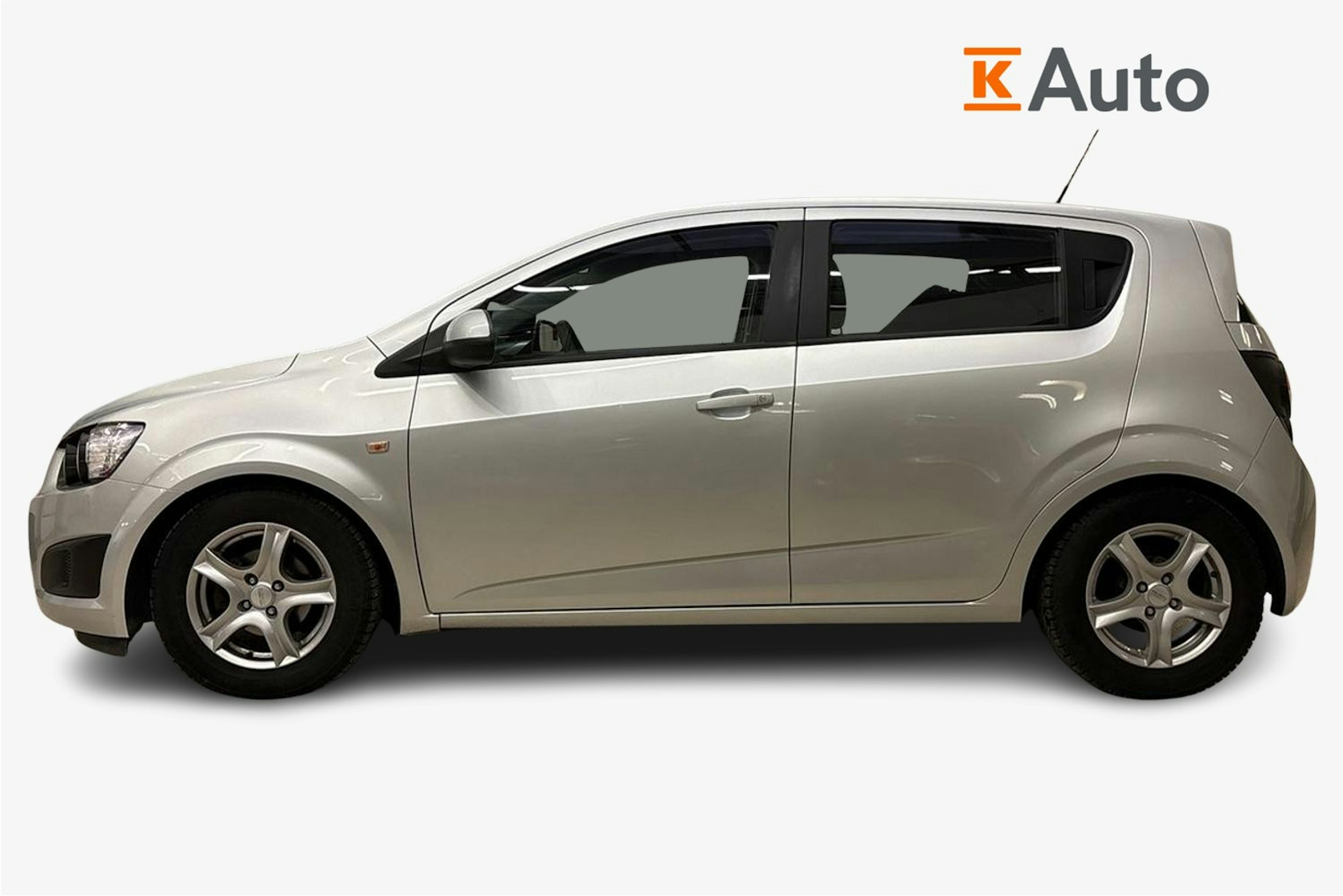 hopea Chevrolet Aveo 2013 kuva 6.