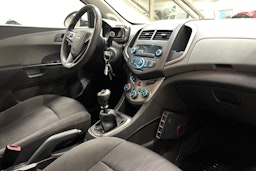 hopea Chevrolet Aveo 2013 kuva 16.