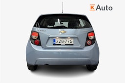 harmaa Chevrolet Aveo 2013 kuva 3.