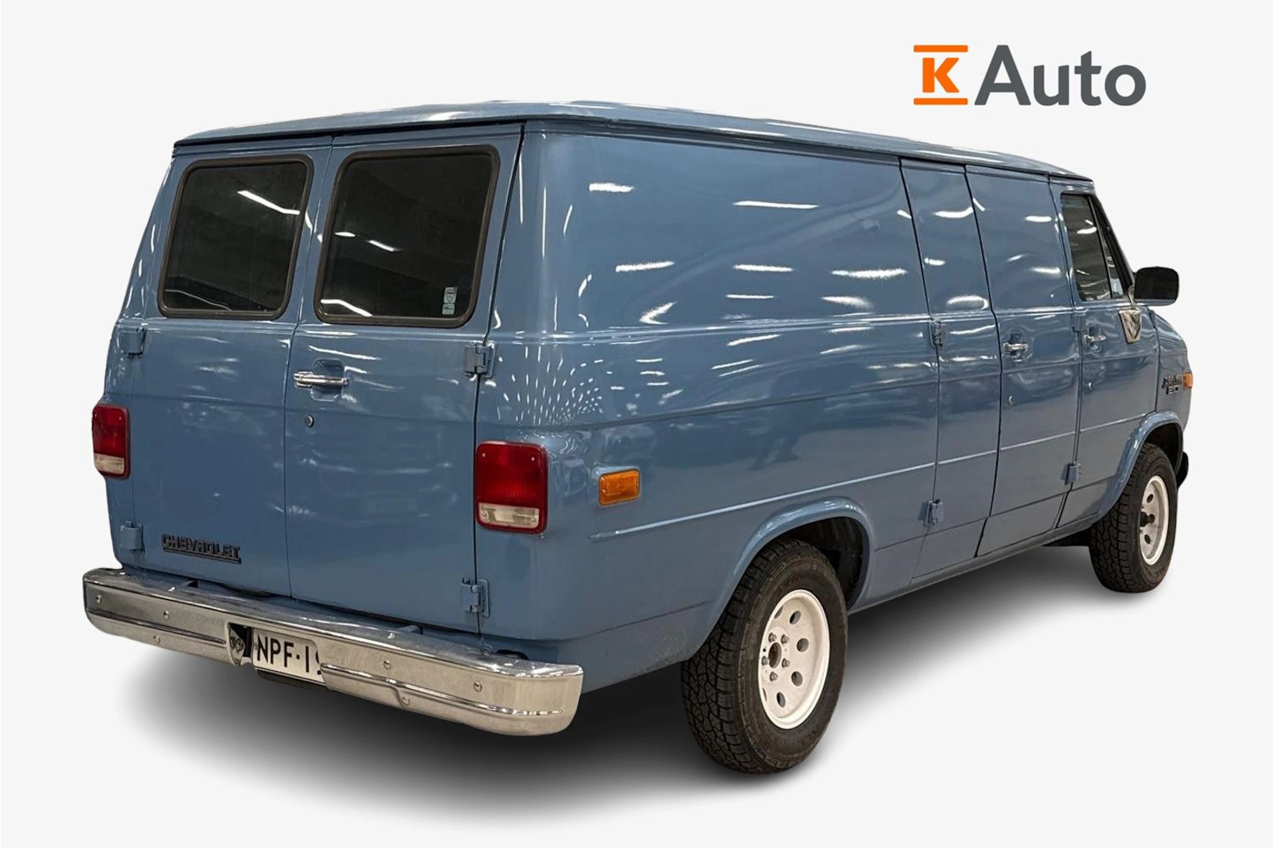 sininen Chevrolet Chevy Van 1990 kuva 2.