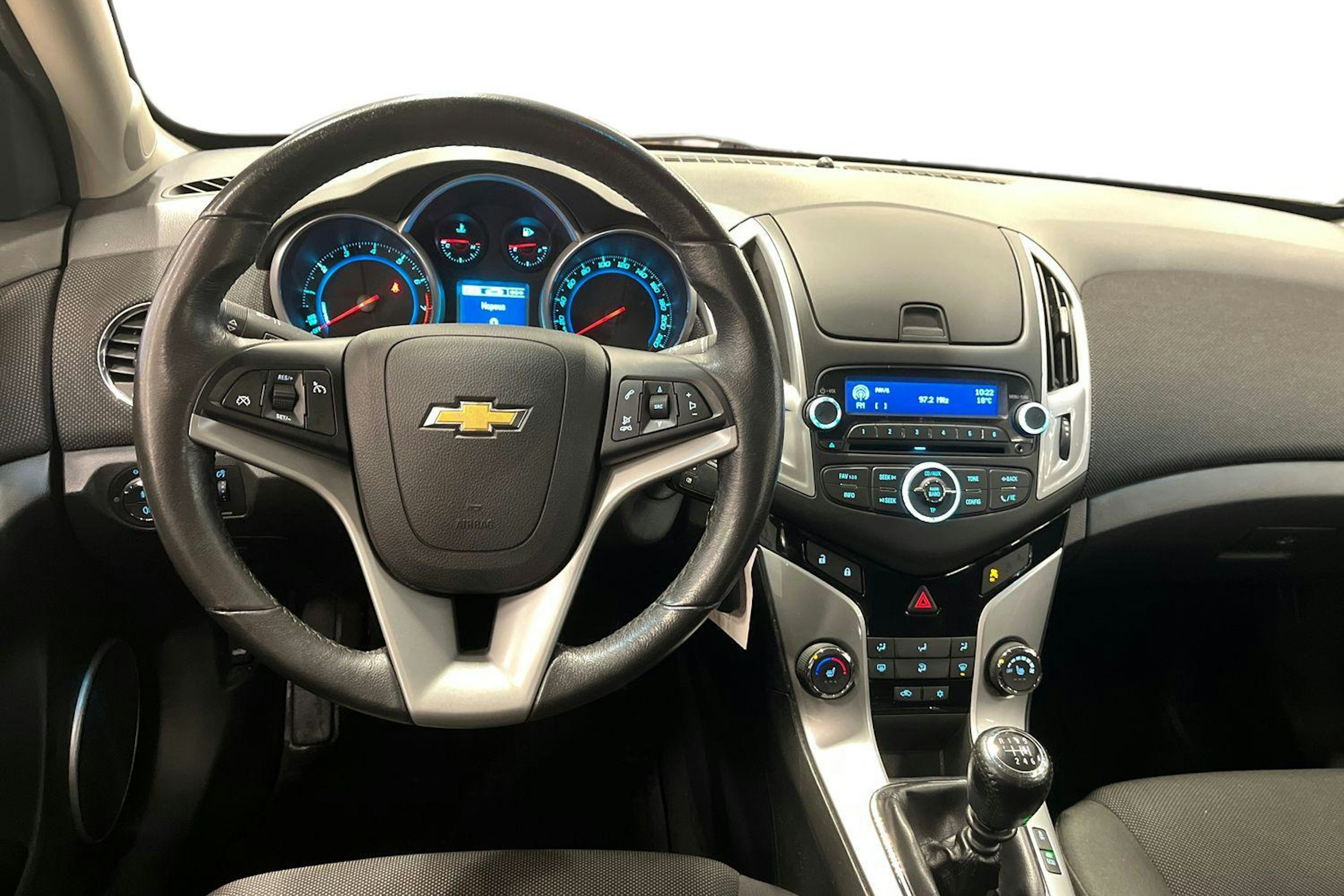 harmaa Chevrolet Cruze 2013 kuva 9.