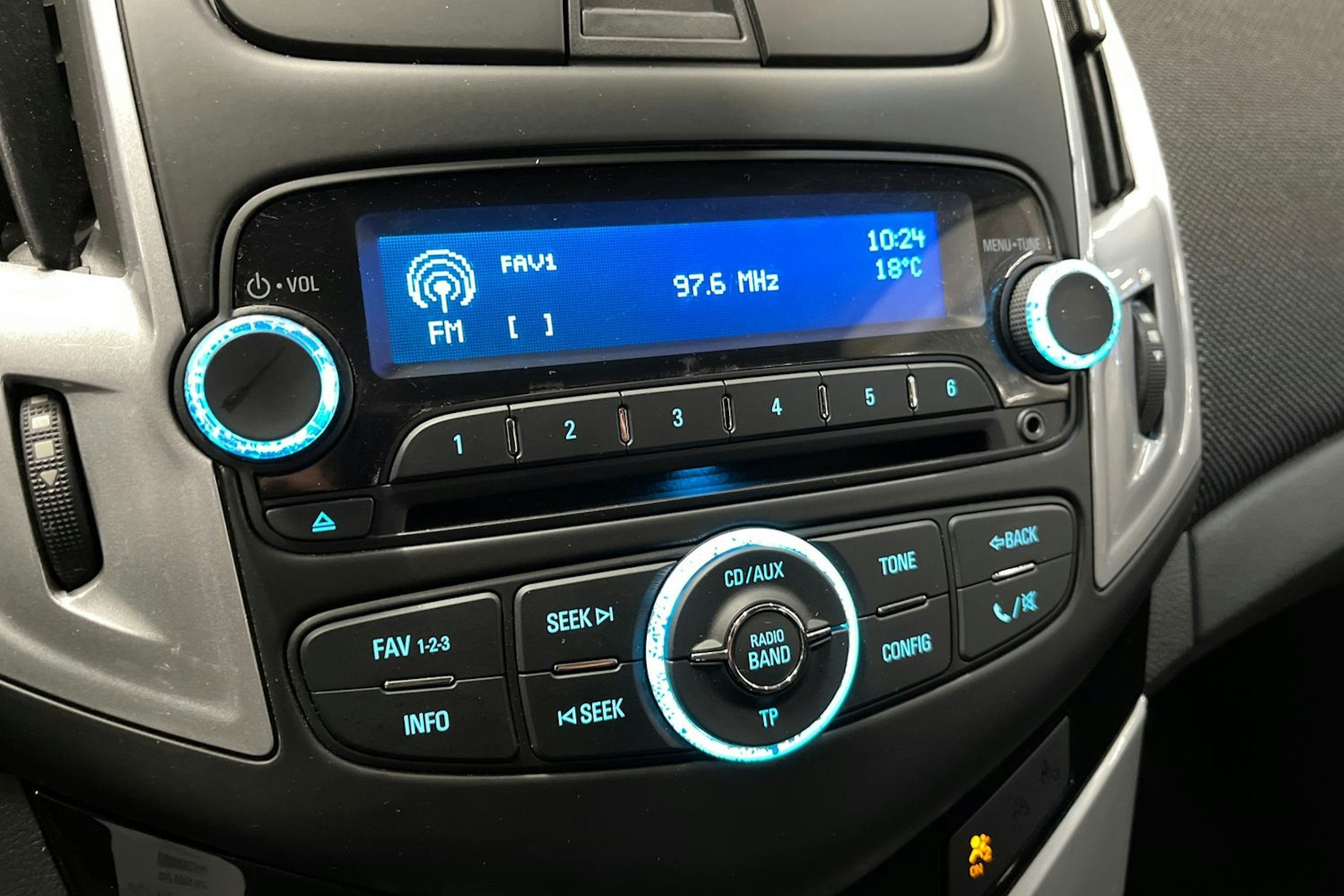 harmaa Chevrolet Cruze 2013 kuva 19.