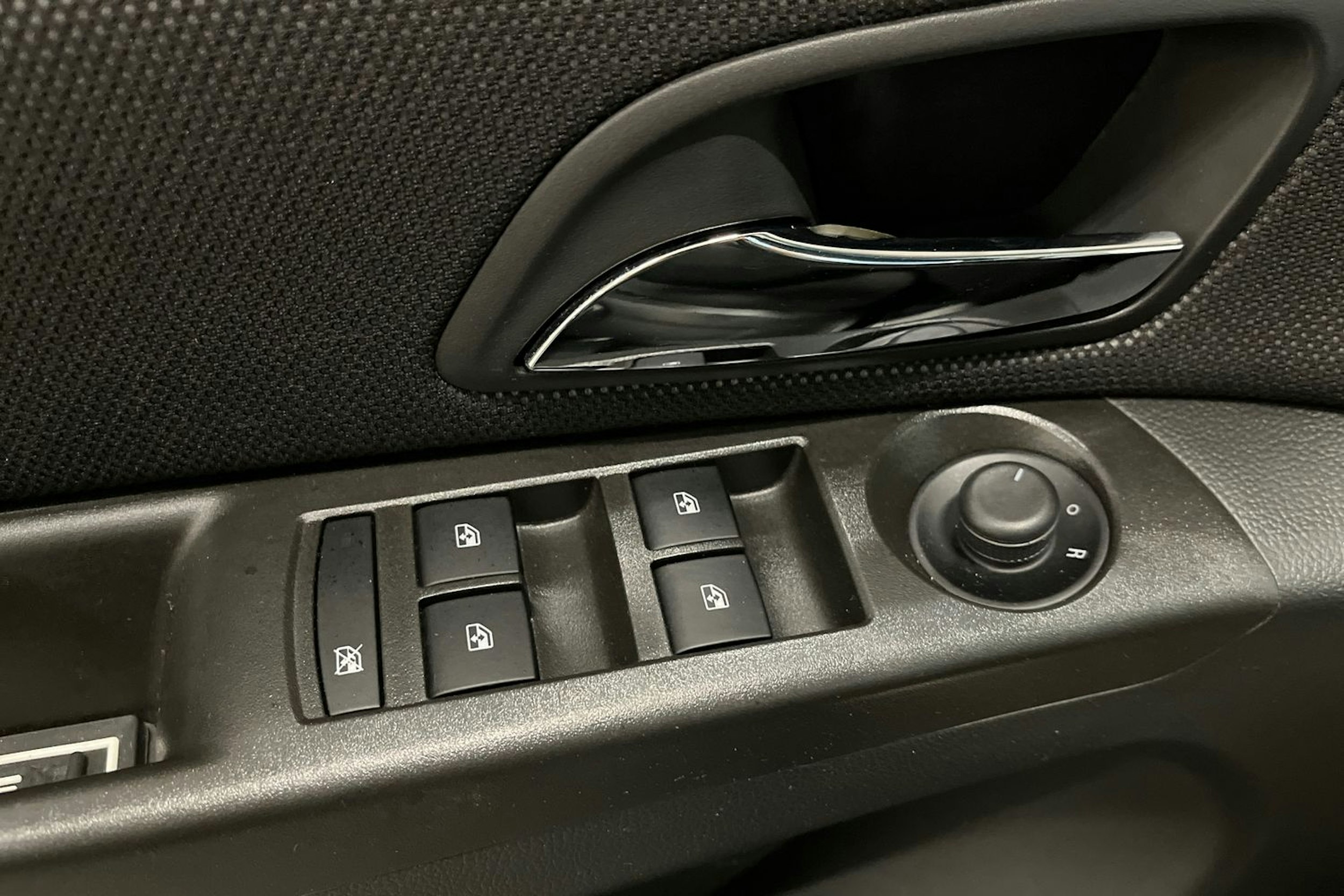 harmaa Chevrolet Cruze 2013 kuva 27.