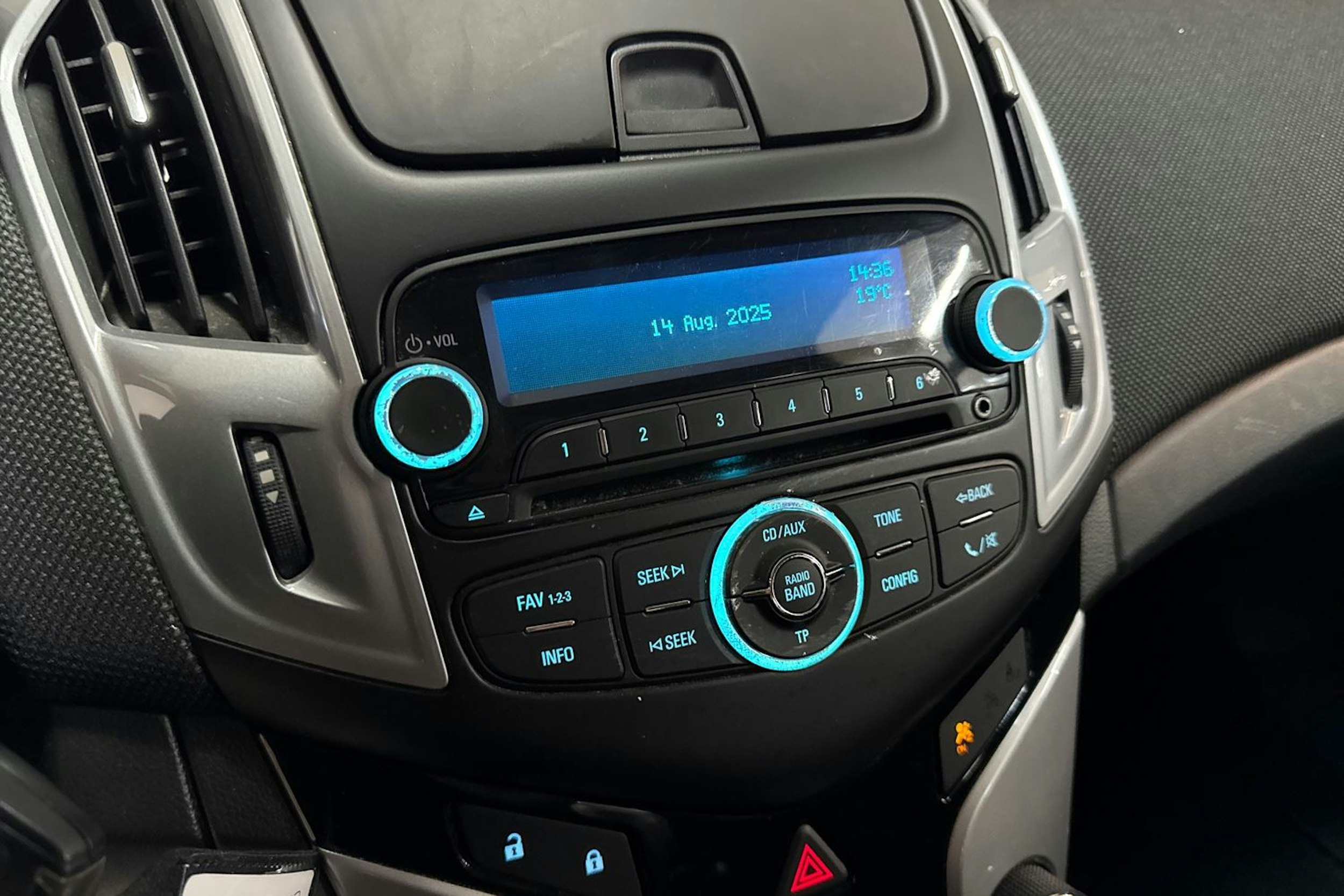 hopea Chevrolet Cruze 2013 kuva 15.