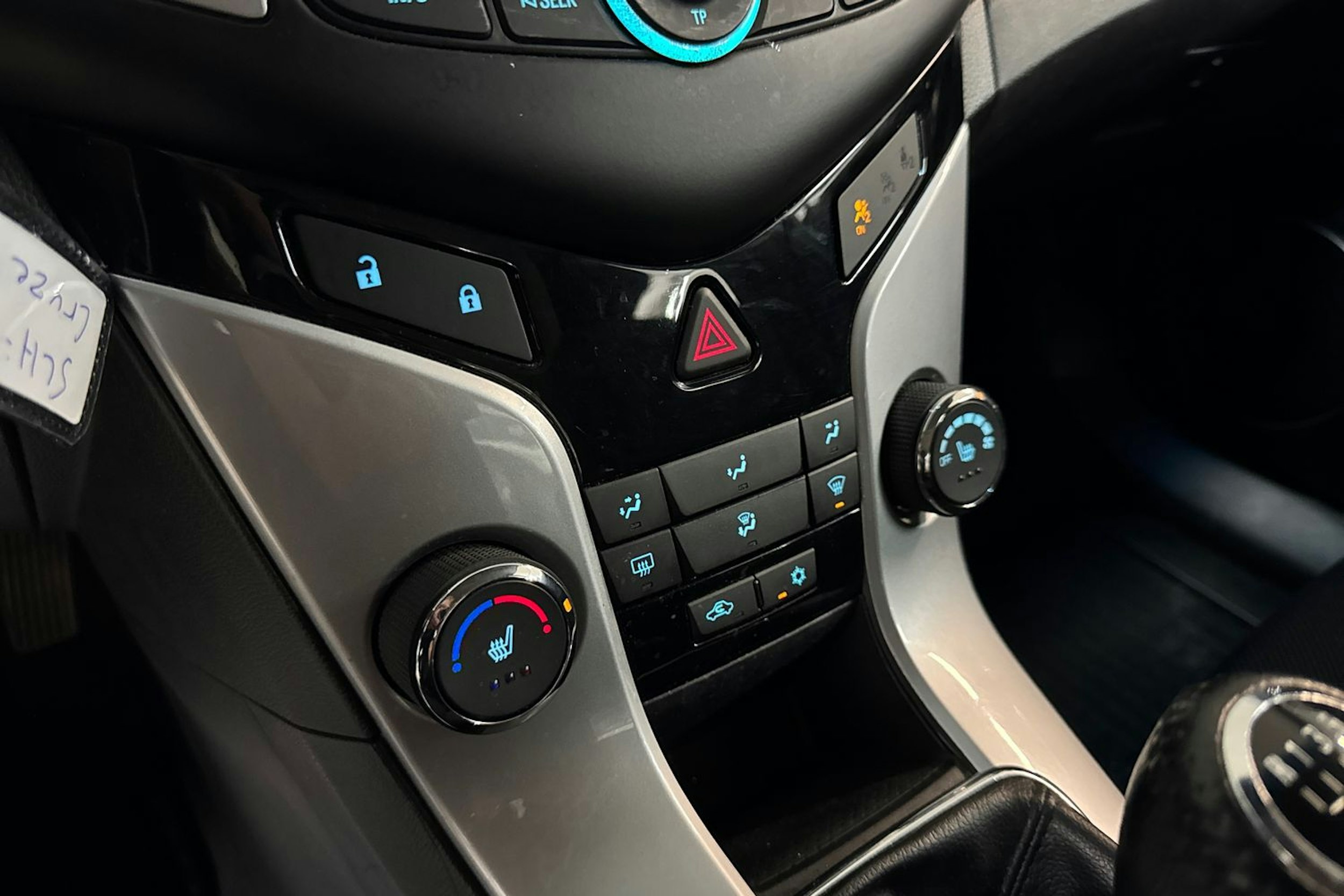 hopea Chevrolet Cruze 2013 kuva 16.