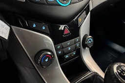 hopea Chevrolet Cruze 2013 kuva 16.