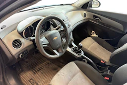harmaa Chevrolet Cruze 2013 kuva 8.