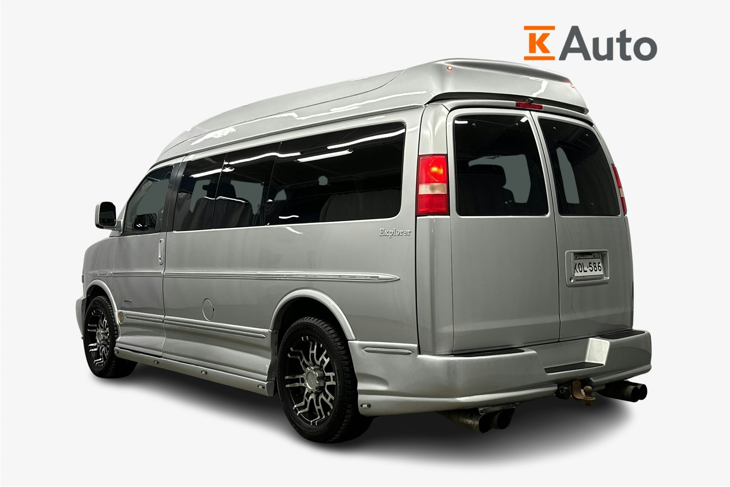 harmaa Chevrolet Express 2500 2012 kuva 31.