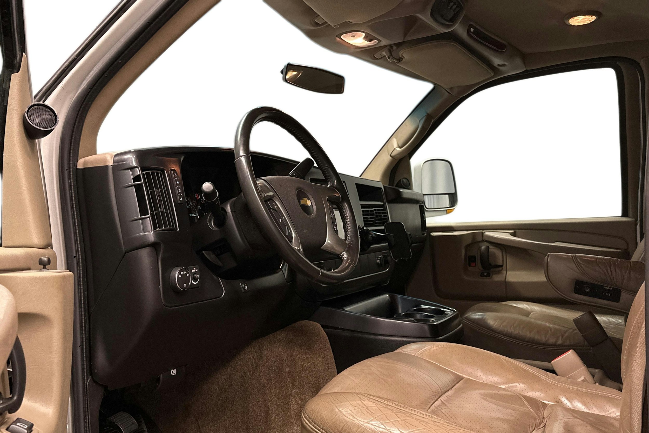 harmaa Chevrolet Express 2500 2012 kuva 36.