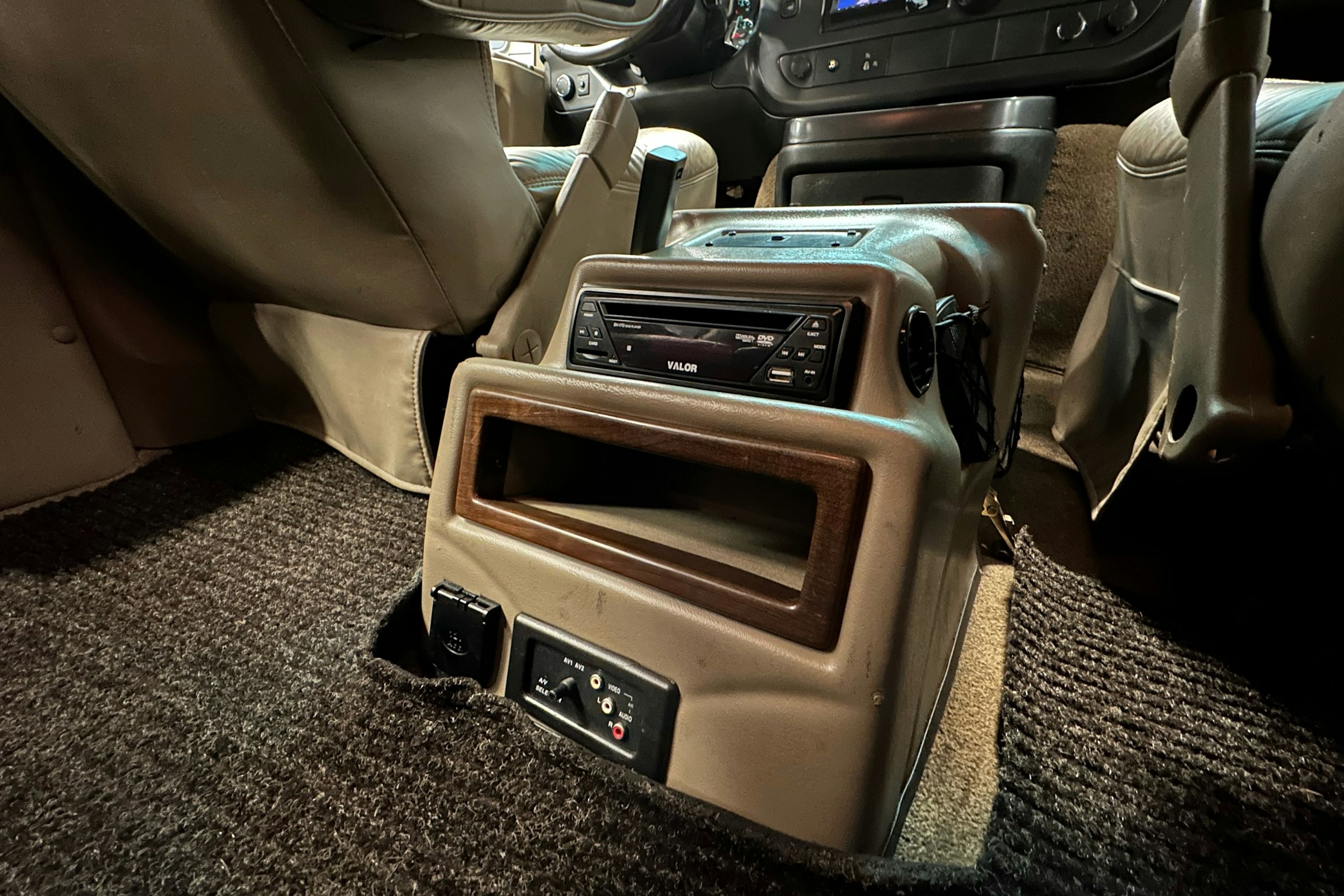 harmaa Chevrolet Express 2500 2012 kuva 54.