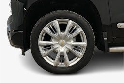 musta Chevrolet Silverado 2024 kuva 11.