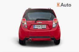 punainen Chevrolet Spark 2011 kuva 3.