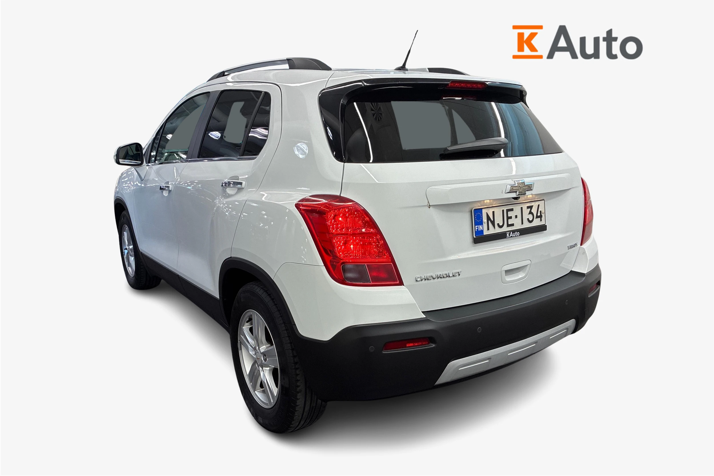 Valkoinen Chevrolet Trax 2014 kuva 2.