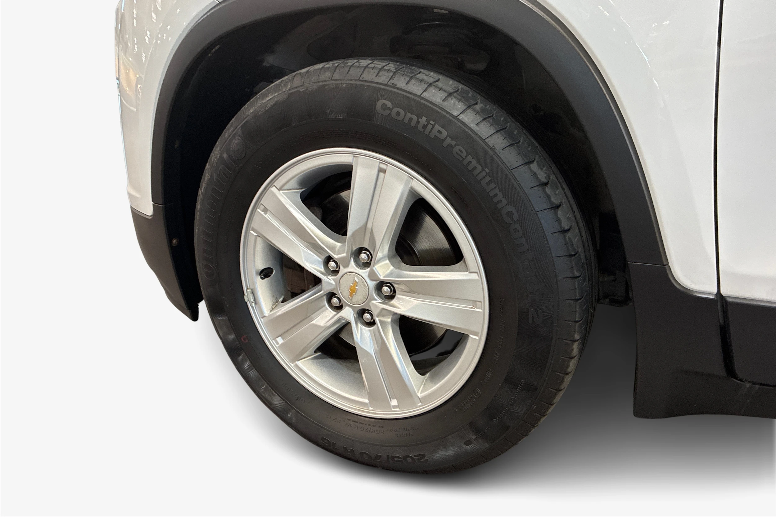 Valkoinen Chevrolet Trax 2014 kuva 9.
