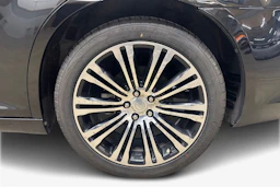 musta Chrysler 300 2012 kuva 9.