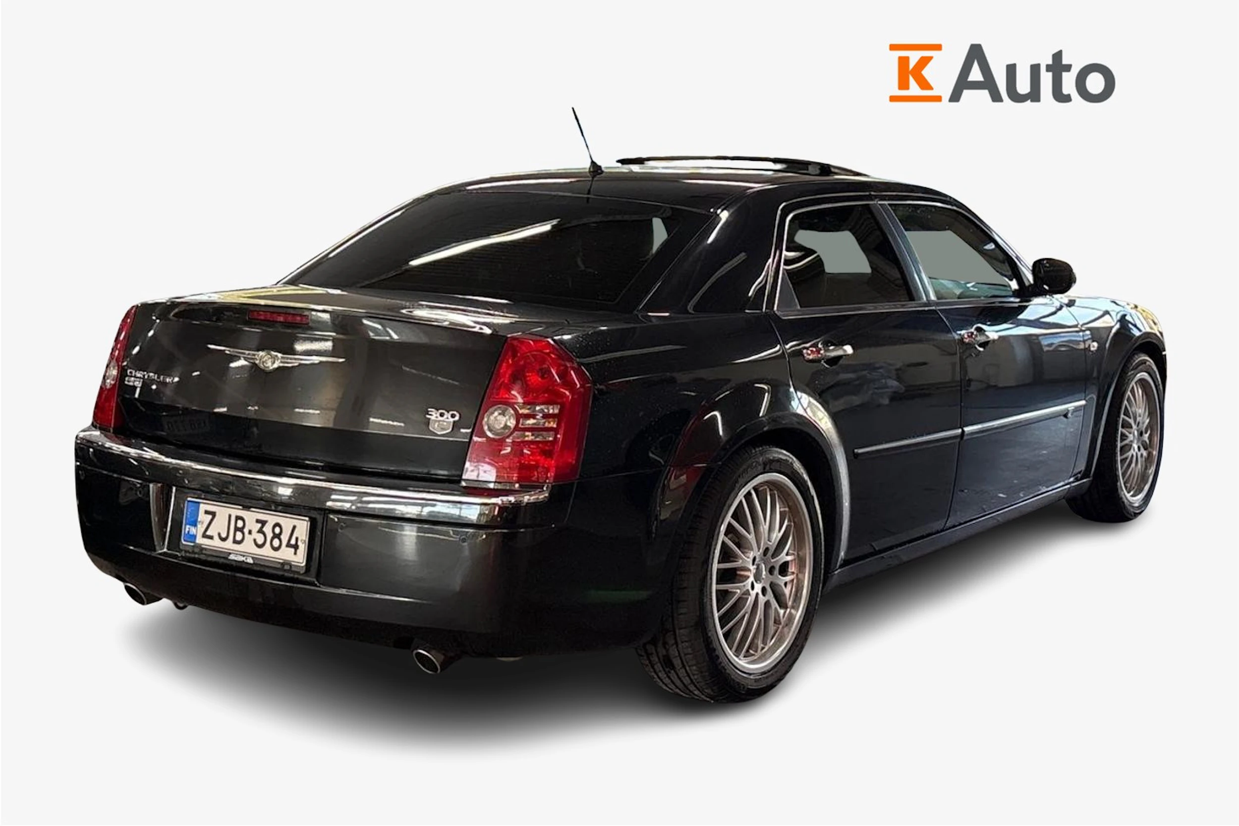 Musta Chrysler 300C 2010 kuva 2.