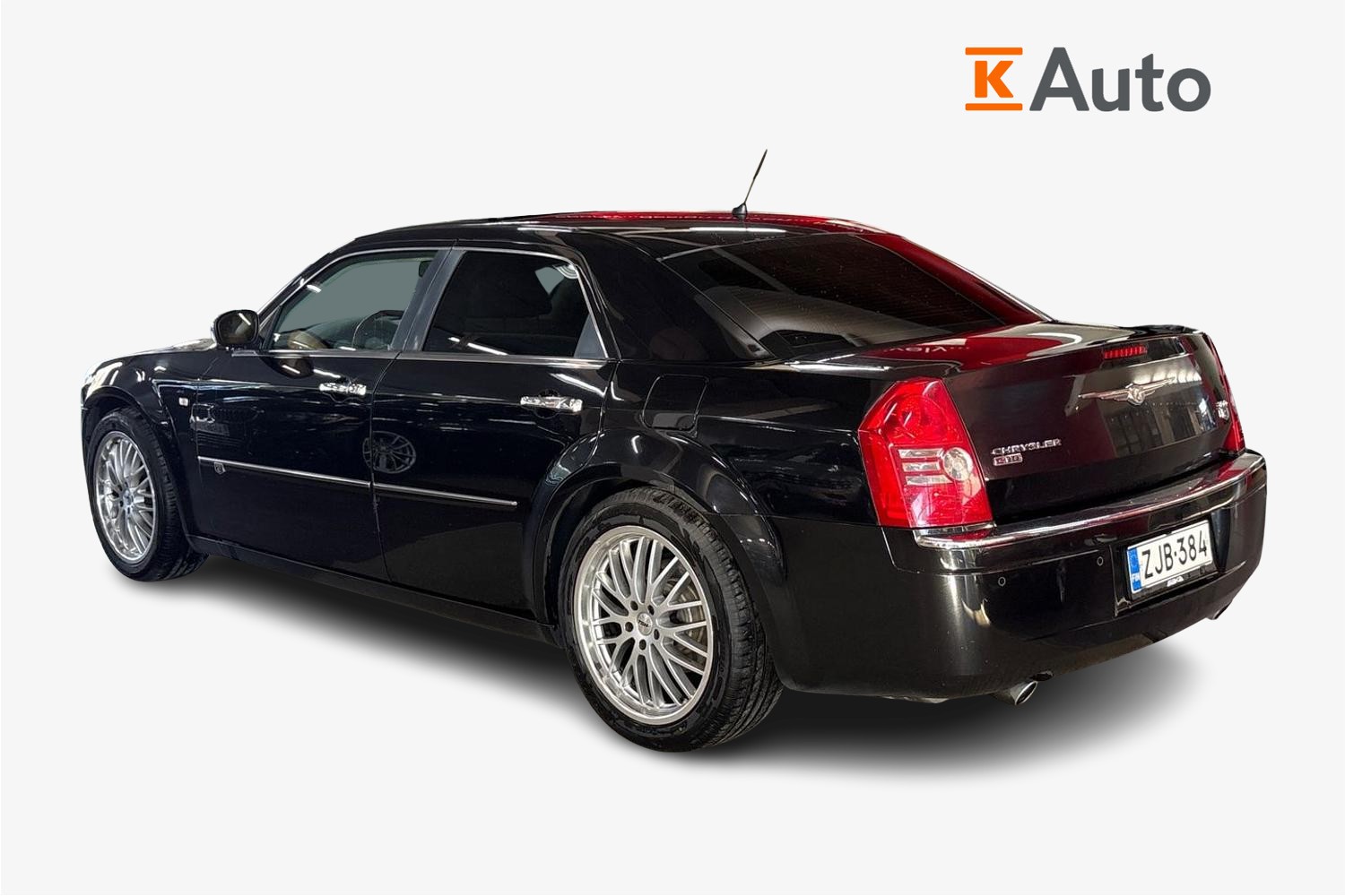 Chrysler 300C 3,0 V6 CRD SRT 2010, photo 5/22