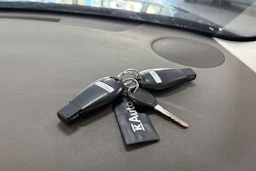 Musta Chrysler 300C 2010 kuva 18.