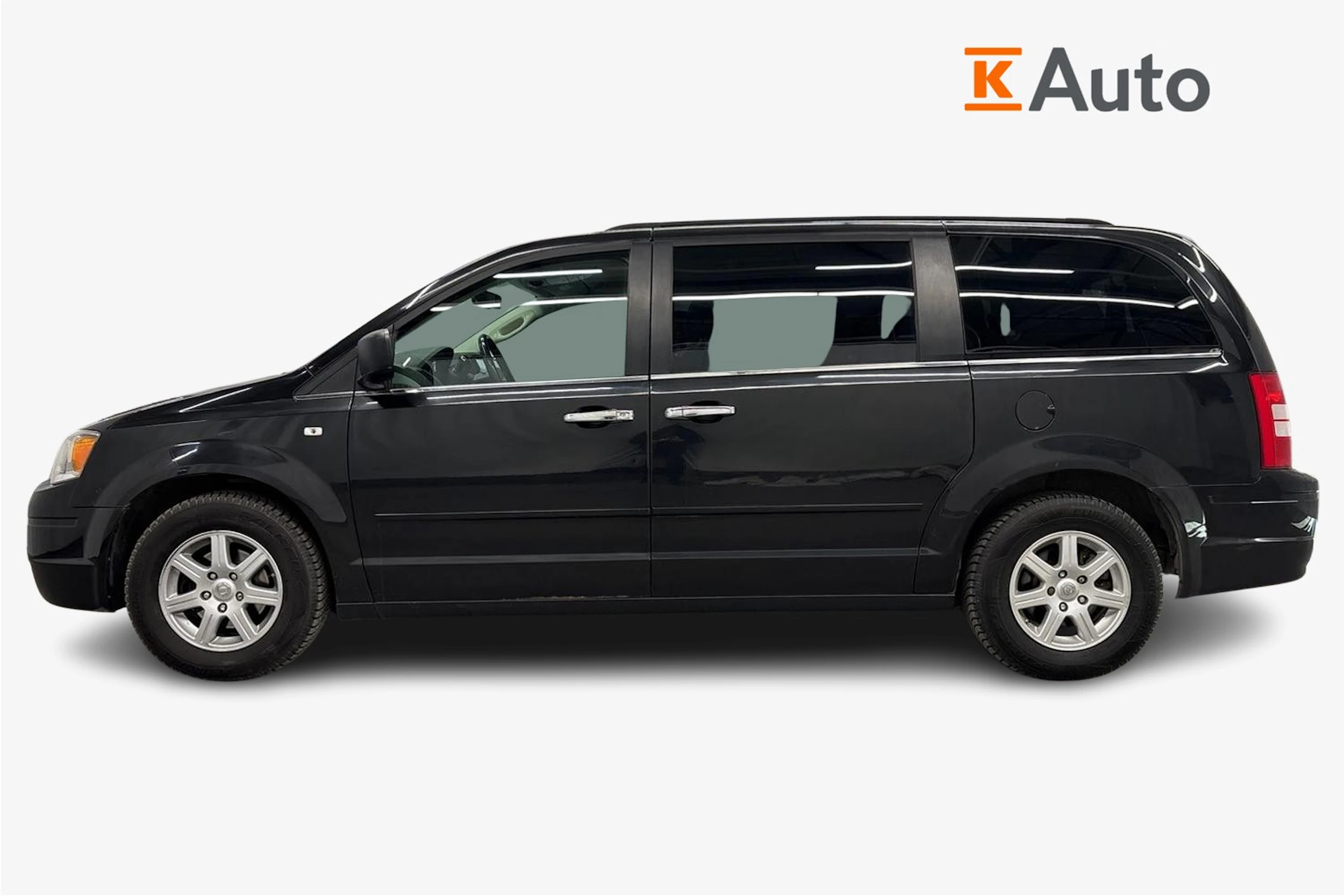 musta Chrysler Grand Voyager 2011 kuva 5.