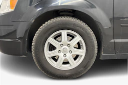 musta Chrysler Grand Voyager 2011 kuva 9.