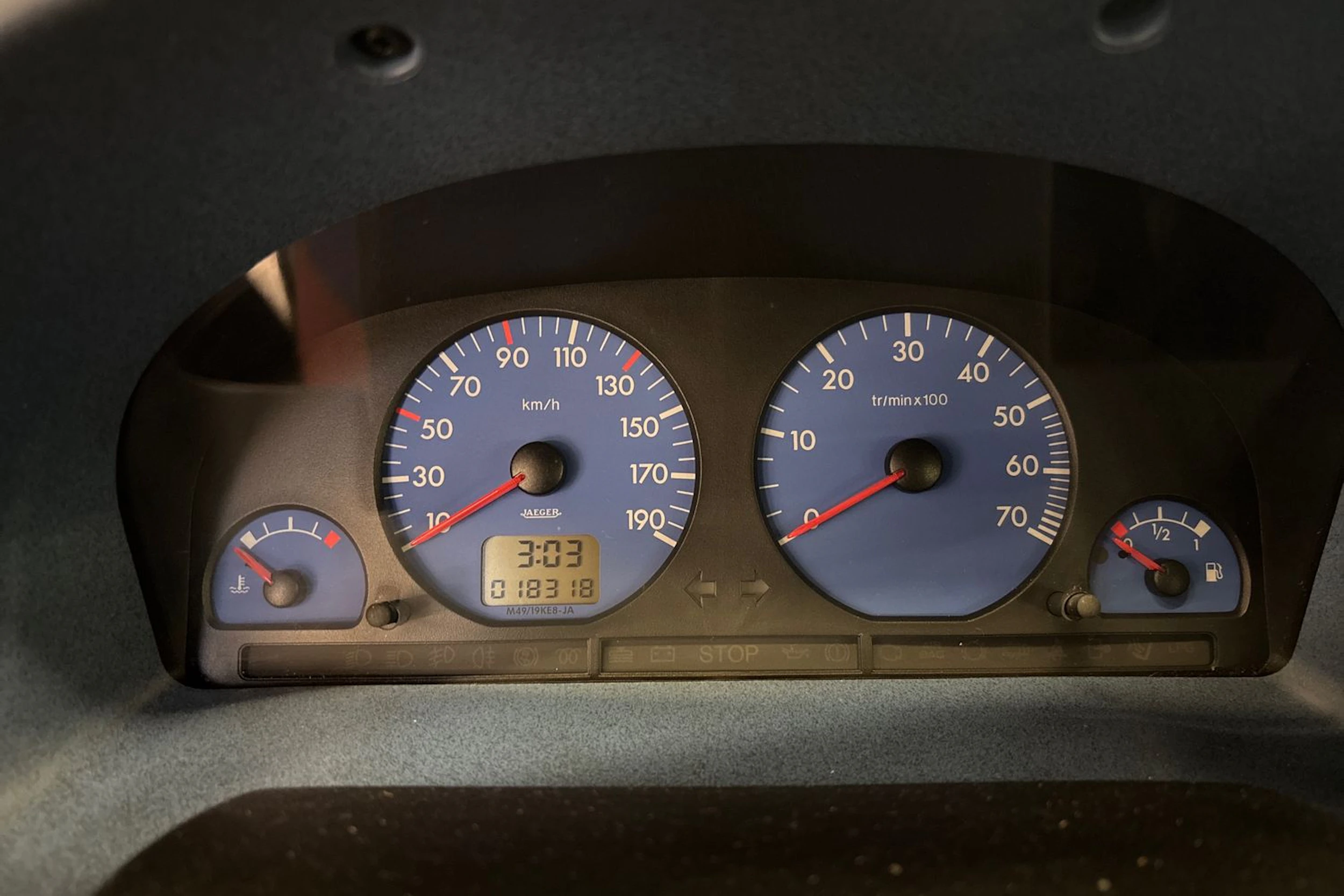 harmaa Citroën Berlingo 2001 kuva 6.