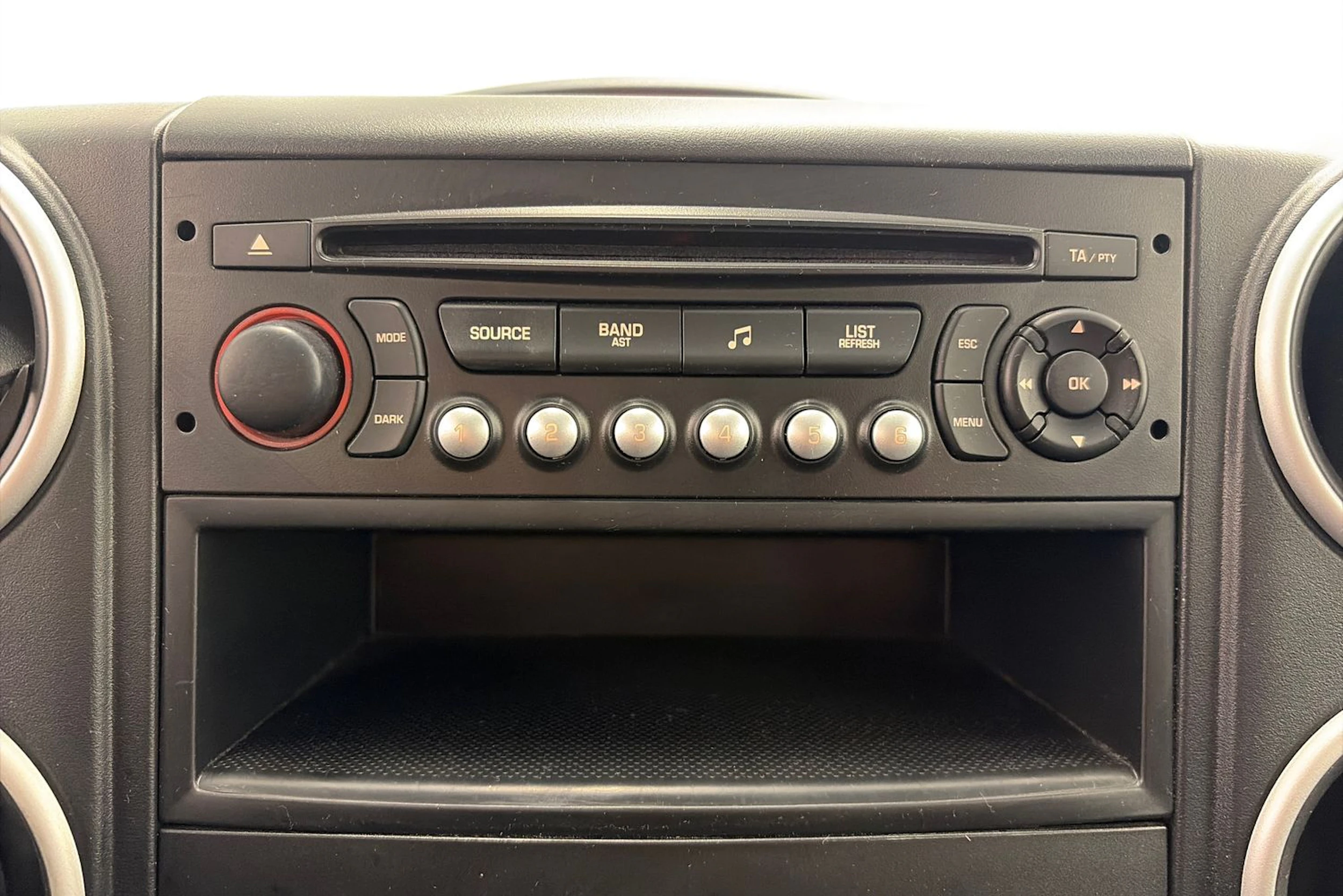 harmaa Citroën Berlingo 2012 kuva 18.