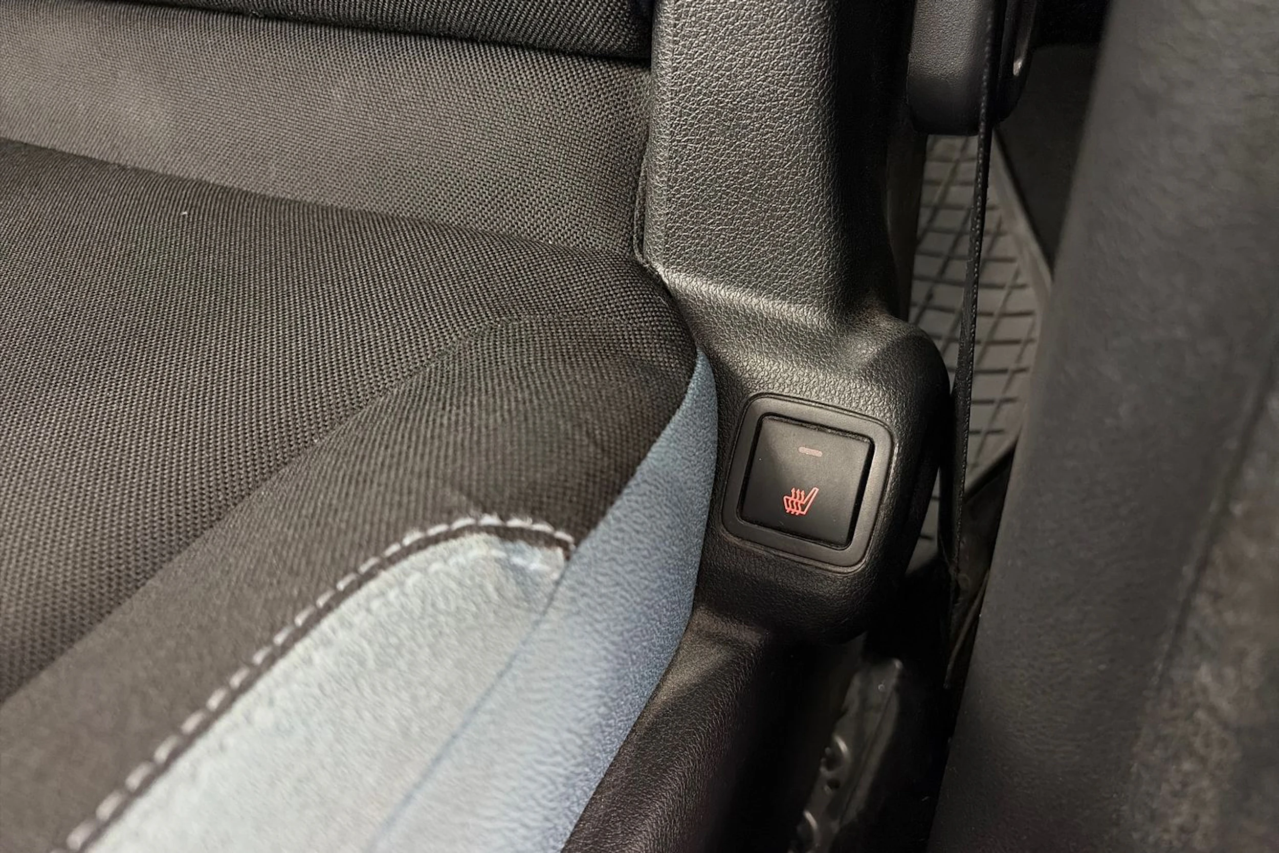 harmaa Citroën Berlingo 2012 kuva 22.