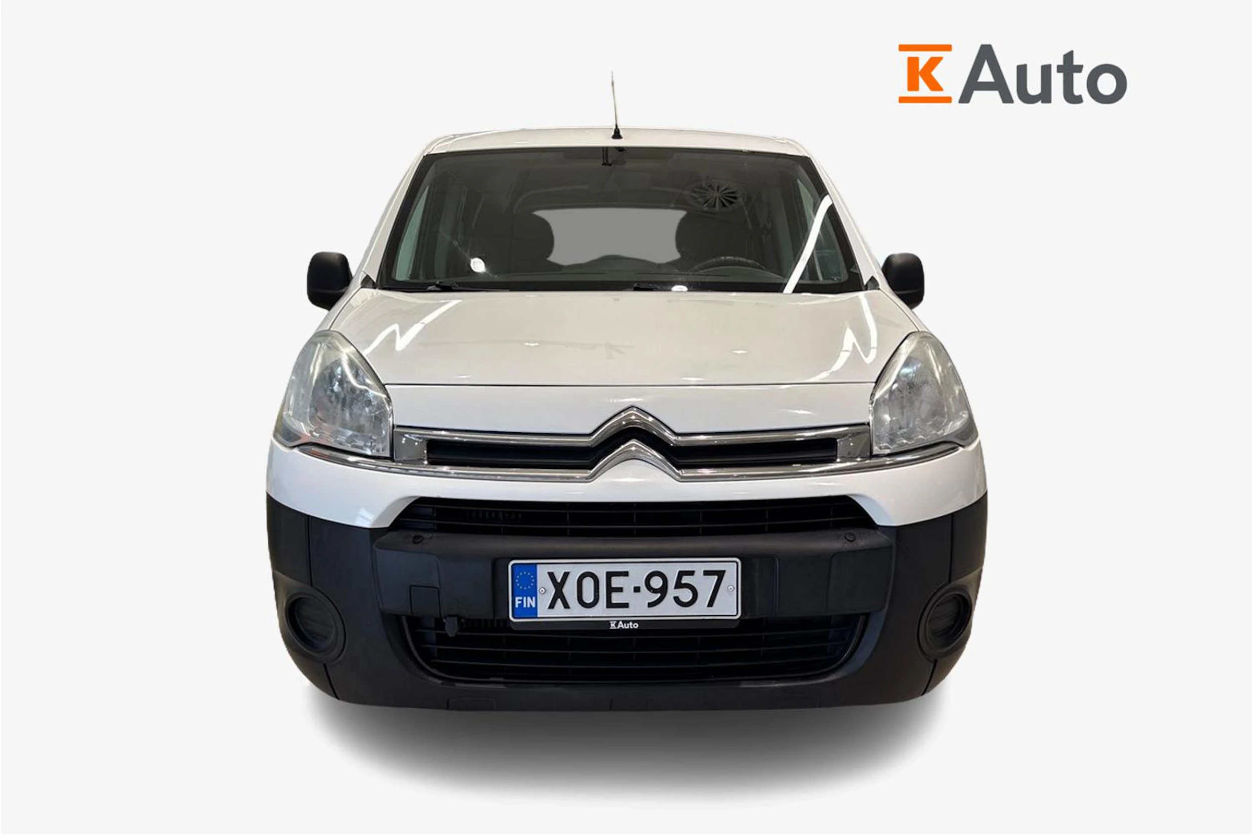 Valkoinen Citroën BERLINGO 2012 kuva 5.