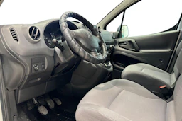 Valkoinen Citroën BERLINGO 2012 kuva 8.