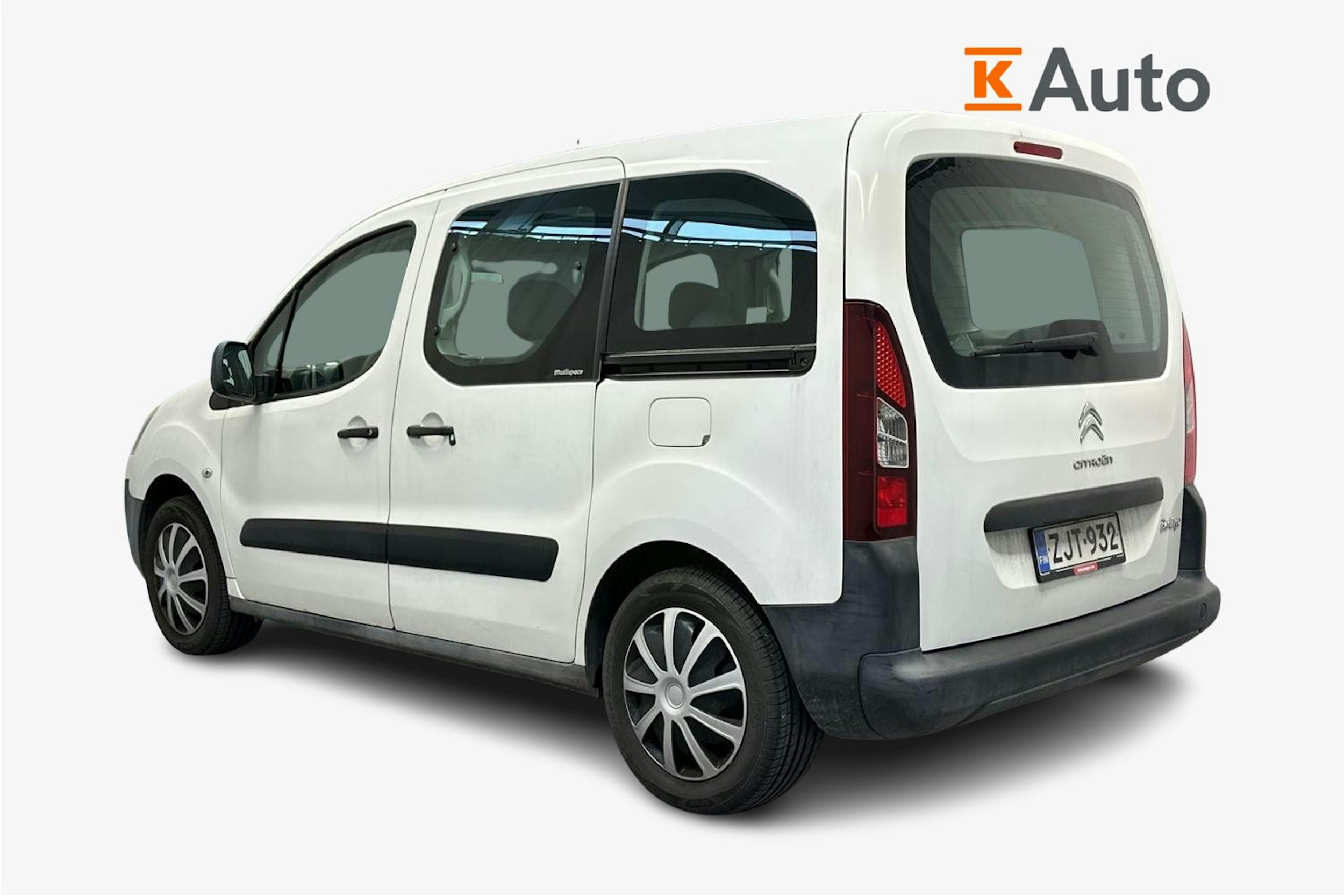 valkoinen Citroën Berlingo 2012 kuva 2.
