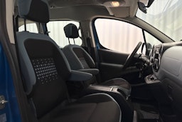 sininen Citroën Berlingo 2013 kuva 15.