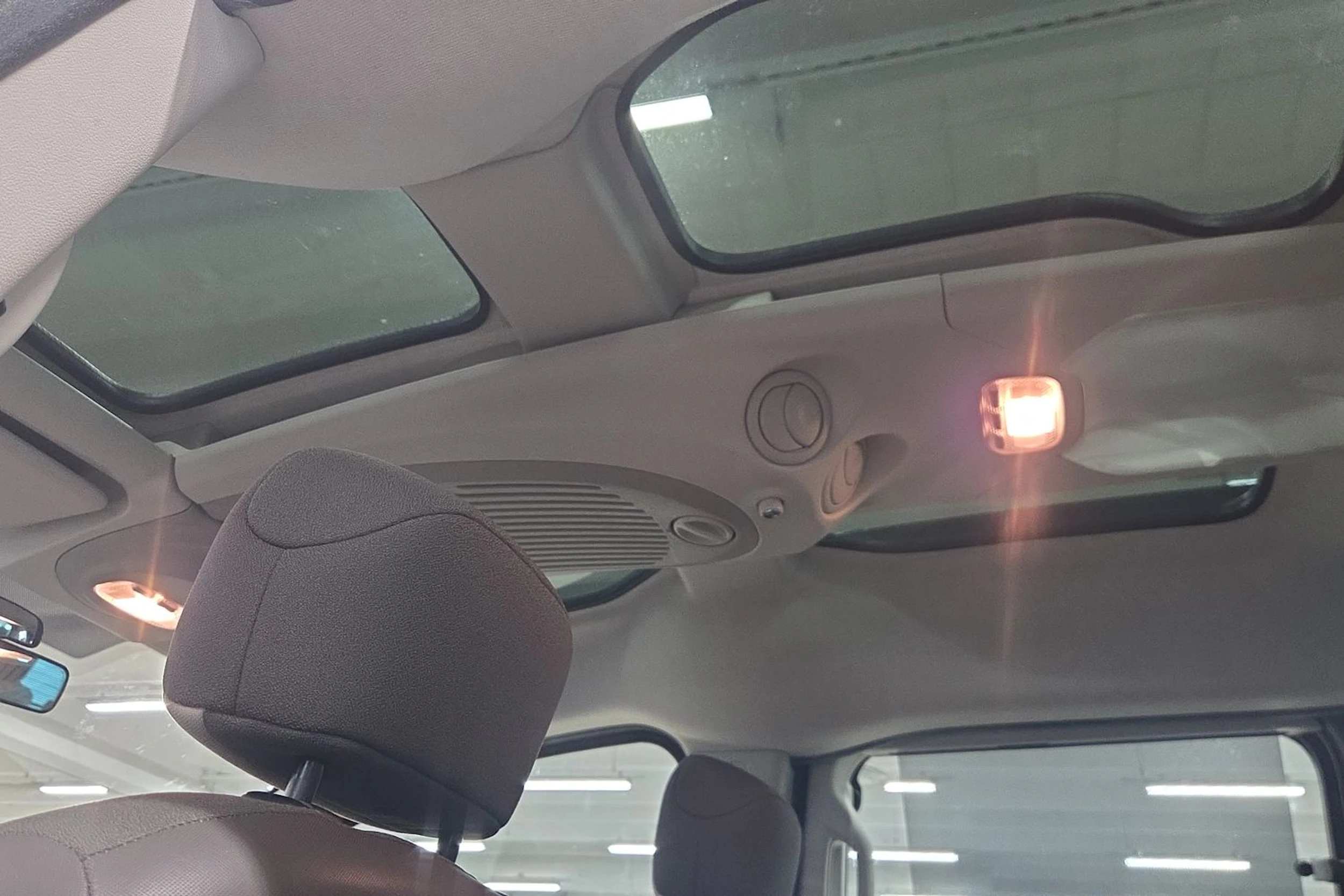Harmaa Citroën BERLINGO 2013 kuva 19.