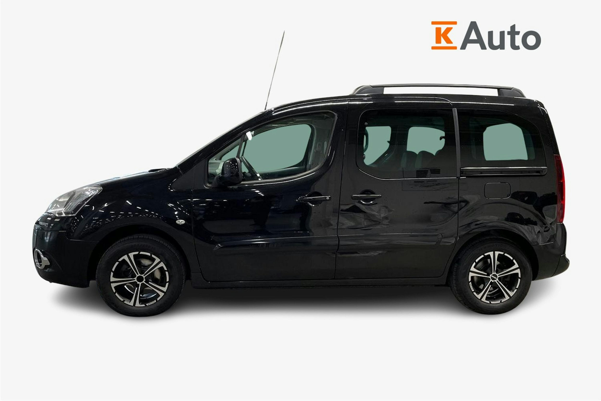 musta Citroën Berlingo 2014 kuva 6.