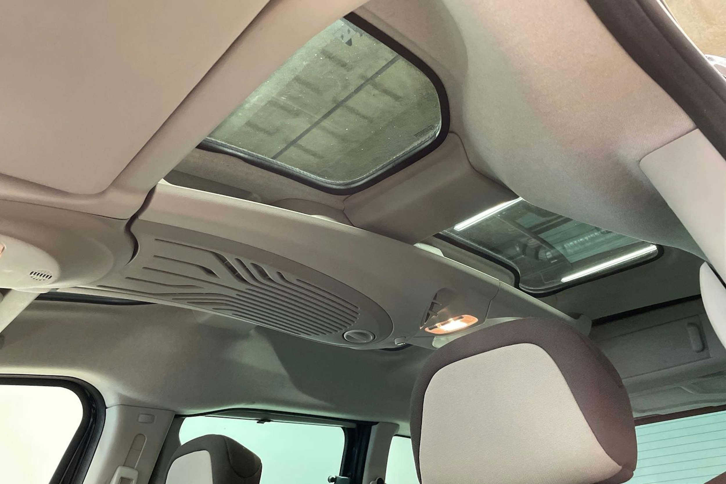 musta Citroën Berlingo 2014 kuva 22.