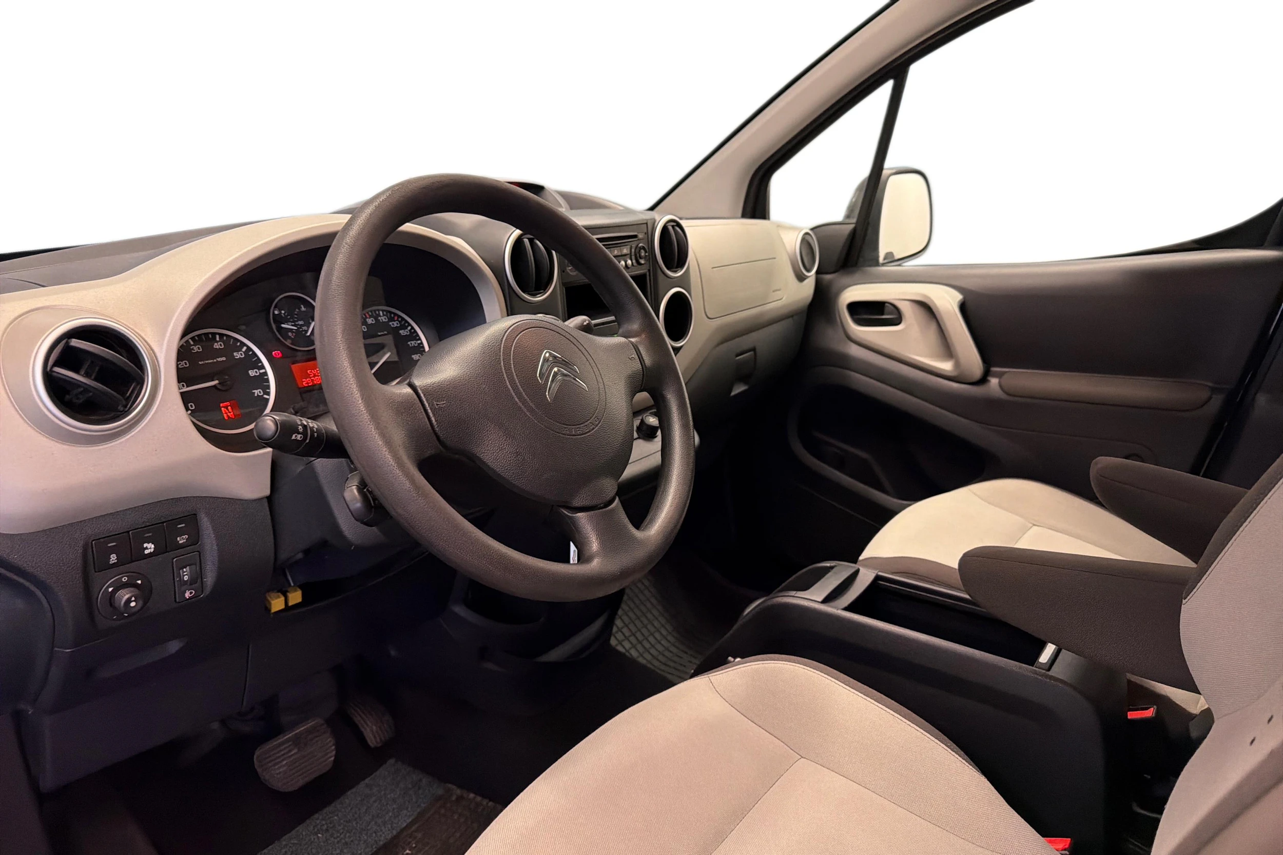 musta Citroën Berlingo 2014 kuva 6.