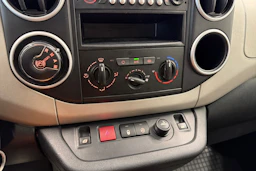 musta Citroën Berlingo 2014 kuva 15.