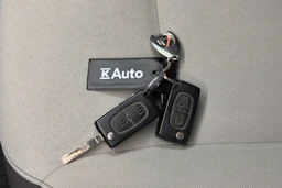 musta Citroën Berlingo 2014 kuva 17.