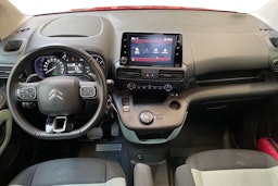 punainen Citroën Berlingo 2019 kuva 9.