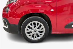 punainen Citroën Berlingo 2019 kuva 11.